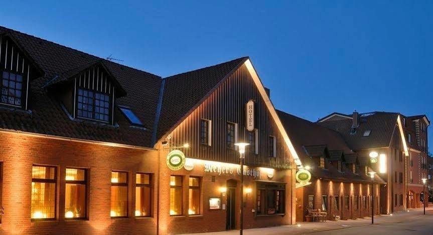 Kino-Hotel Meyer Harsefeld Exterior photo